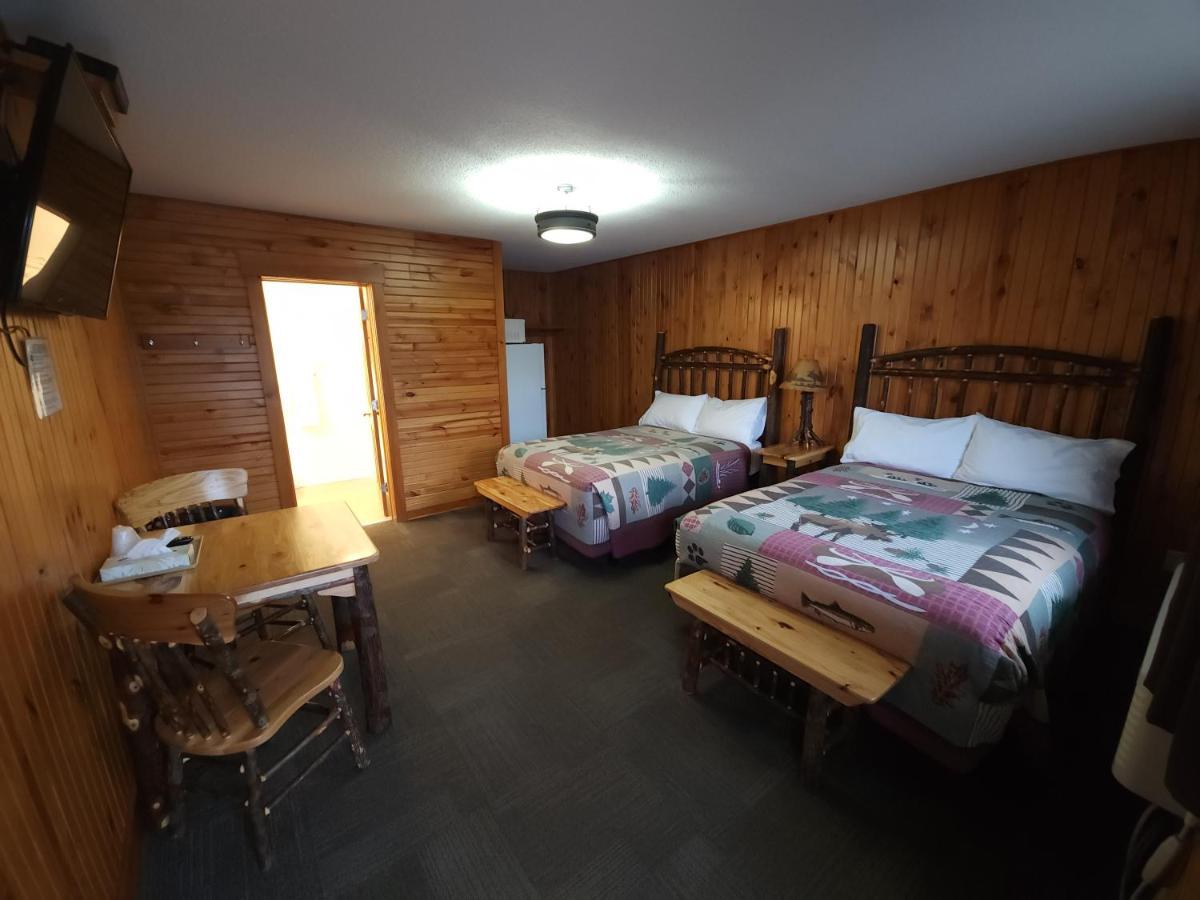 Outdoorsman Motel Wawa Kültér fotó