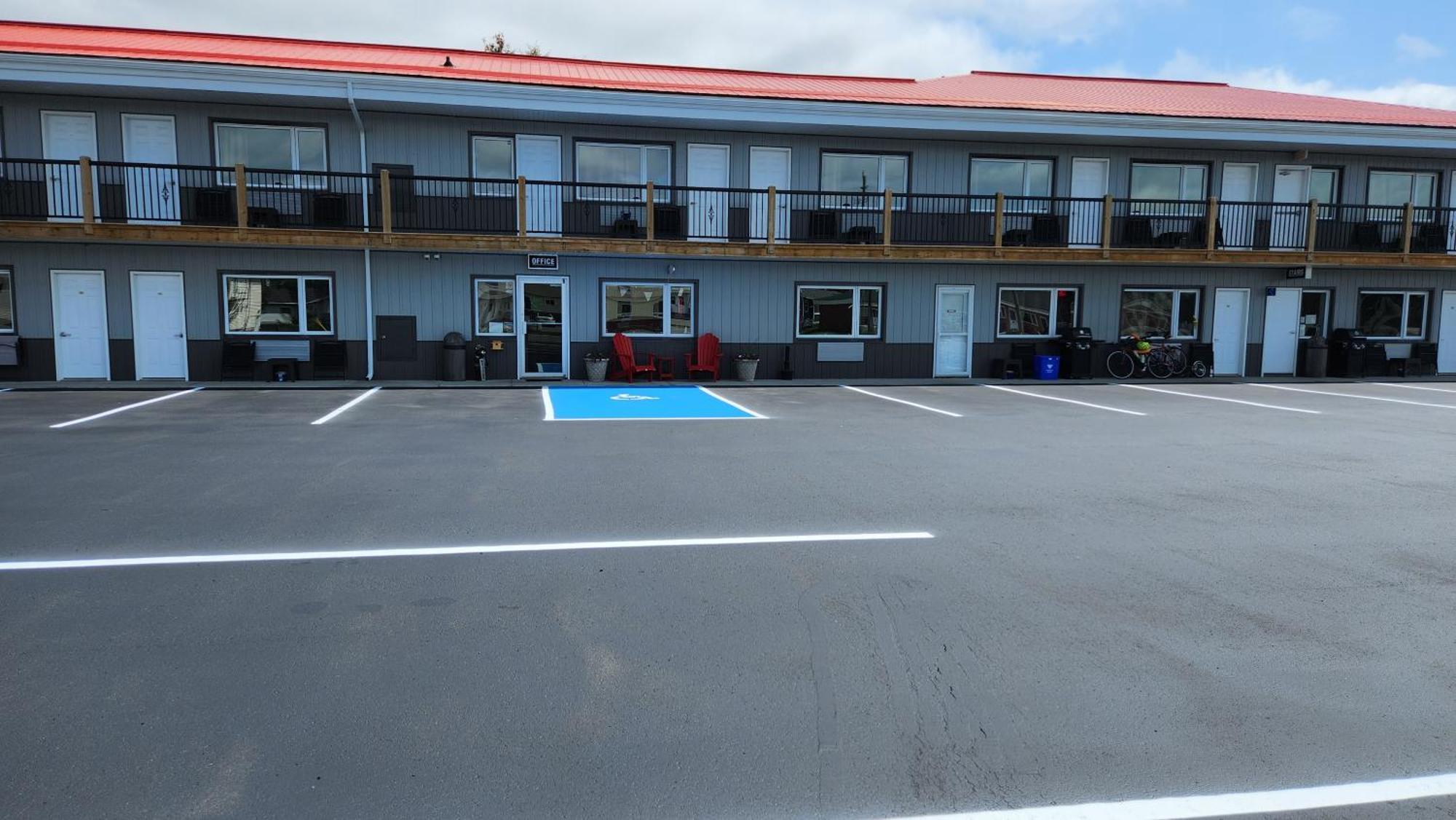 Outdoorsman Motel Wawa Kültér fotó